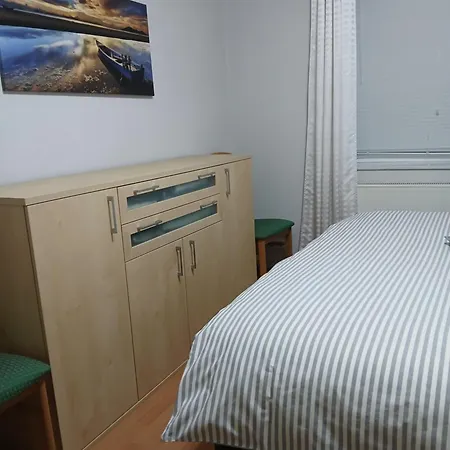 Ferienwohnung Roeddenau *